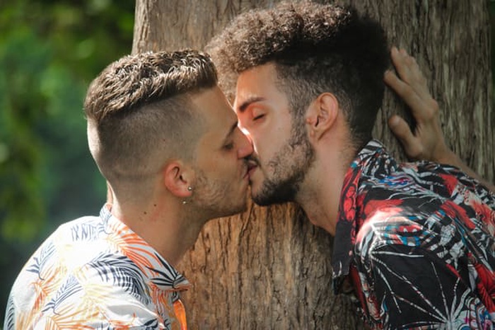 Find a Gay Sugar Daddy in Balderstone, England &ndash; Gkiss