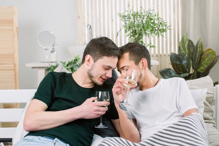 Find a Gay Sugar Daddy in Belmont, California – Gkiss