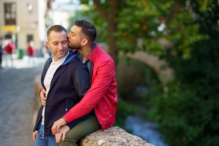 Find a Gay Sugar Daddy in Boston Spa, England &ndash; Gkiss