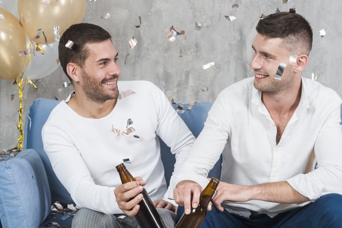 Find a Gay Sugar Daddy in Crewe, England – Gkiss