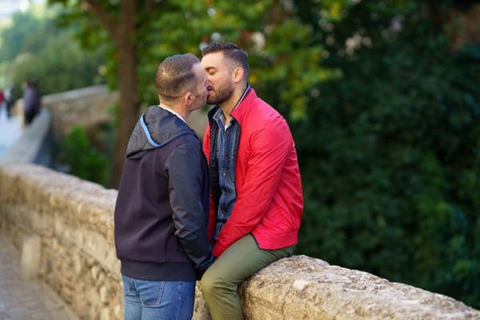 Find a Gay Sugar Daddy in Duluth, Minnesota