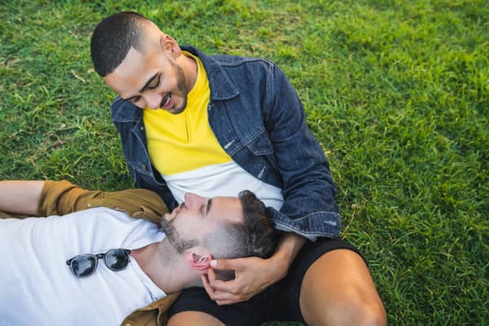 Find a Gay Sugar Daddy in Brampton, England – Gkiss