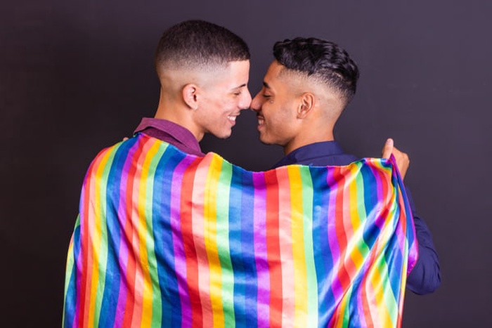 Find a Gay Sugar Daddy in Paisley, Scotland – Gkiss