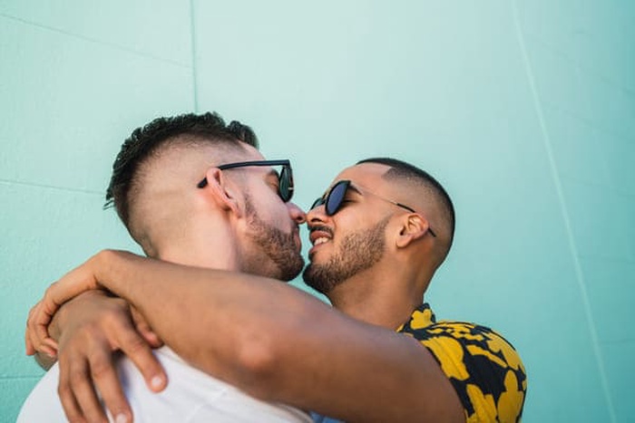 Gay sugar dating site for gay & bisexual men in Cary, North Carolina